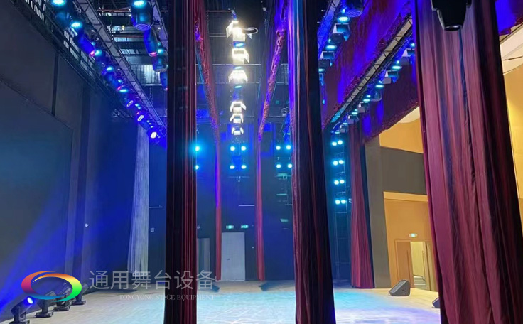 專業●專注●專心 供應舞臺機械、舞臺阻燃幕布、舞臺燈光影響等相關產品，用心服務顧客！