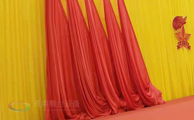 通用舞臺紅色會議金絲絨舞臺幕布 手感絲滑 經(jīng)久耐用 ！